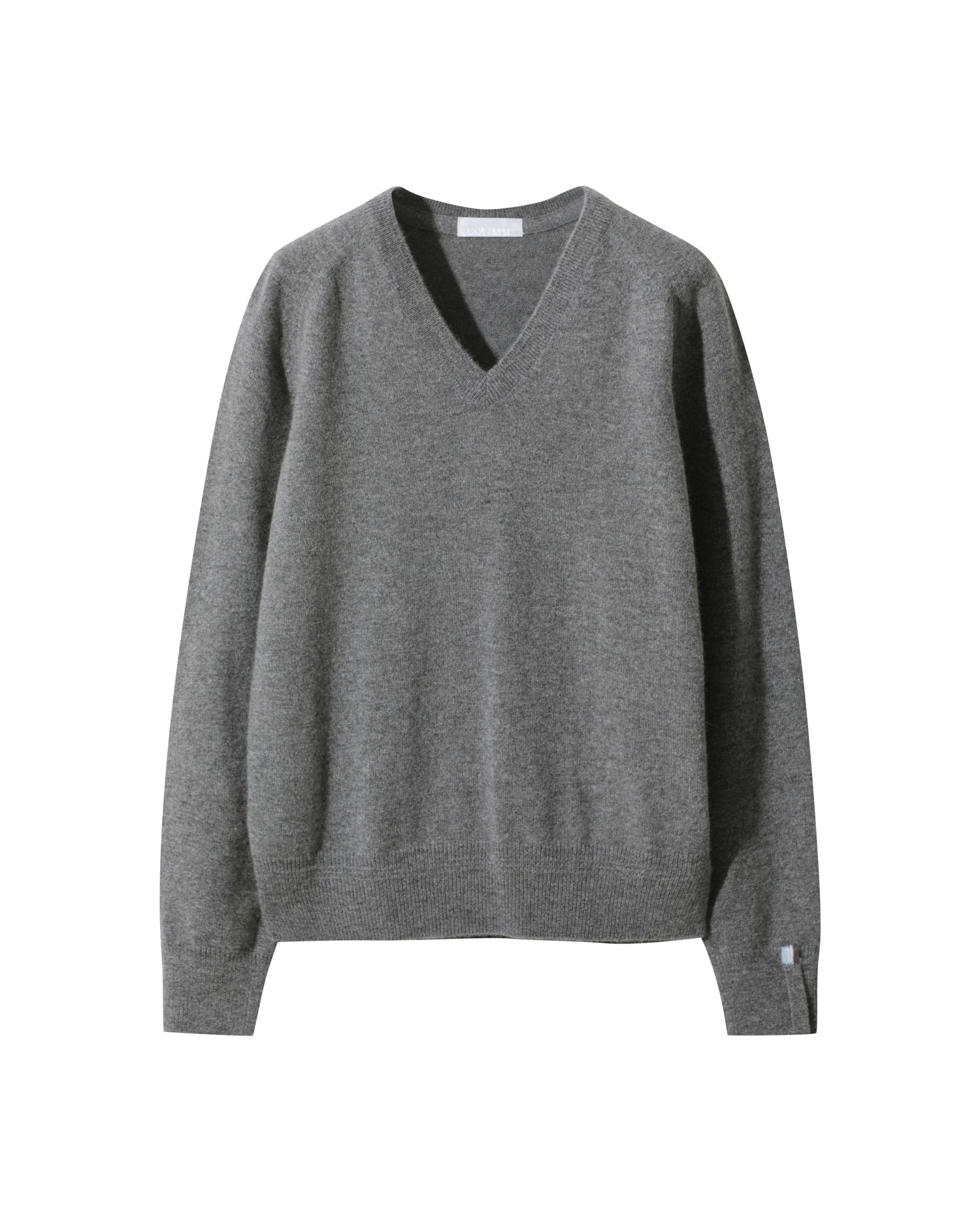 Essential V-neck Sweater - 100% Sustainable Cashmere