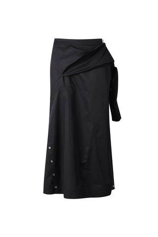 BLACK / M
