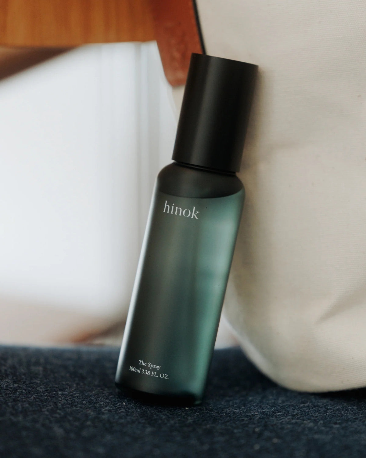 hinok The Spray in travel size.